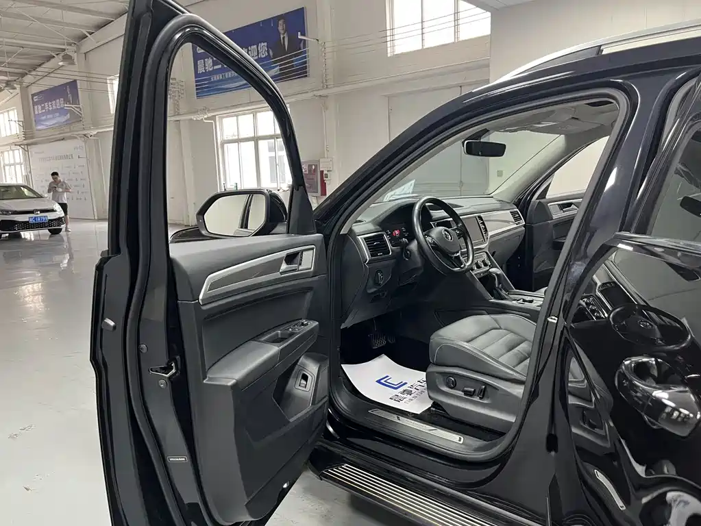 Volkswagen Teramont — миниатюра 8