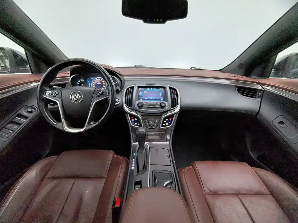 Buick LaCrosse — миниатюра 5