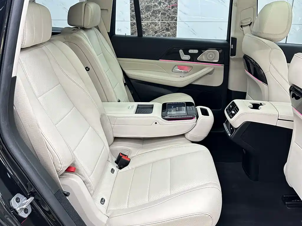 Mercedes-Benz GLS — миниатюра 15