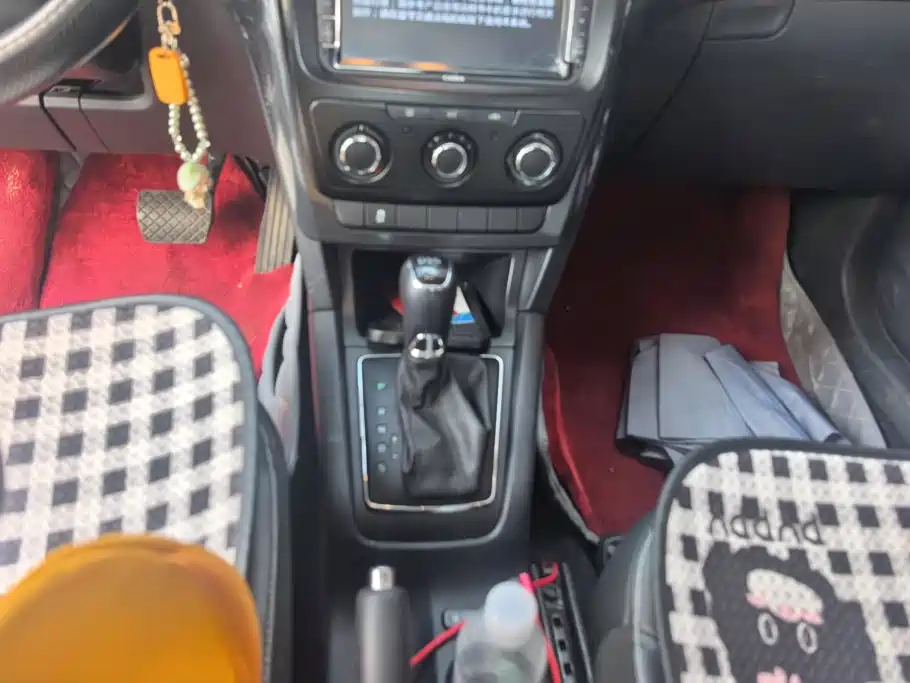 Skoda Yeti — миниатюра 16