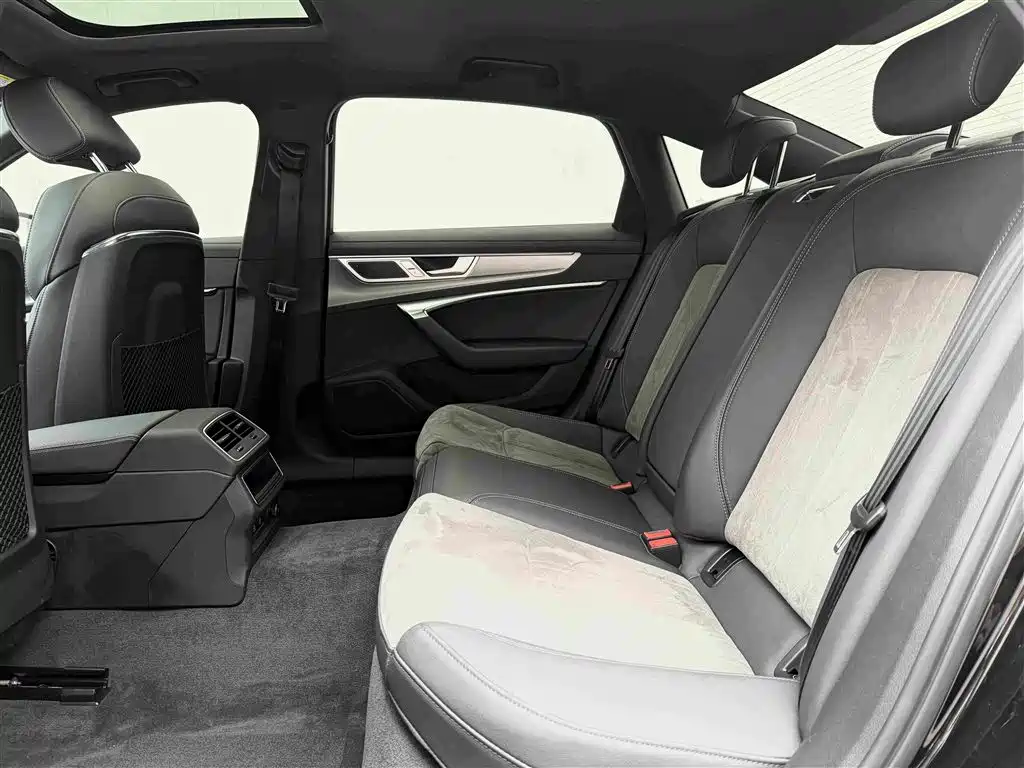 Audi A6L — миниатюра 15