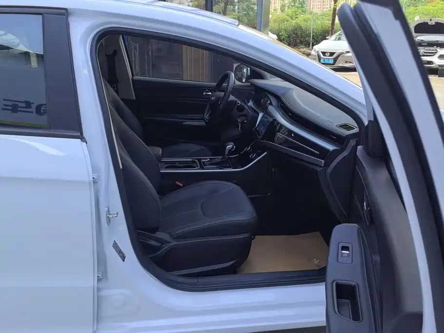 Chery Arrizo 5 — миниатюра 8