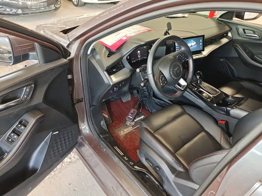 MG MG5 — миниатюра 16