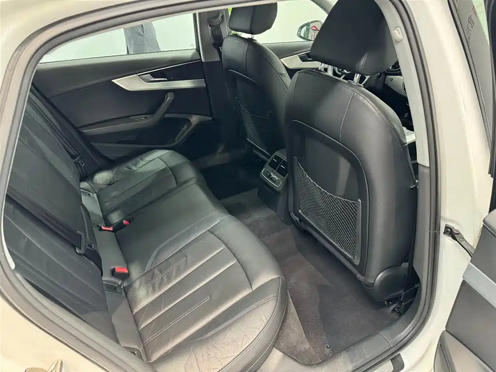 Audi A4L — миниатюра 9