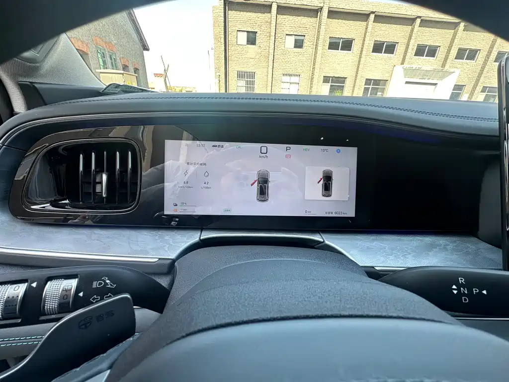 BYD SEA LION 07 DM I