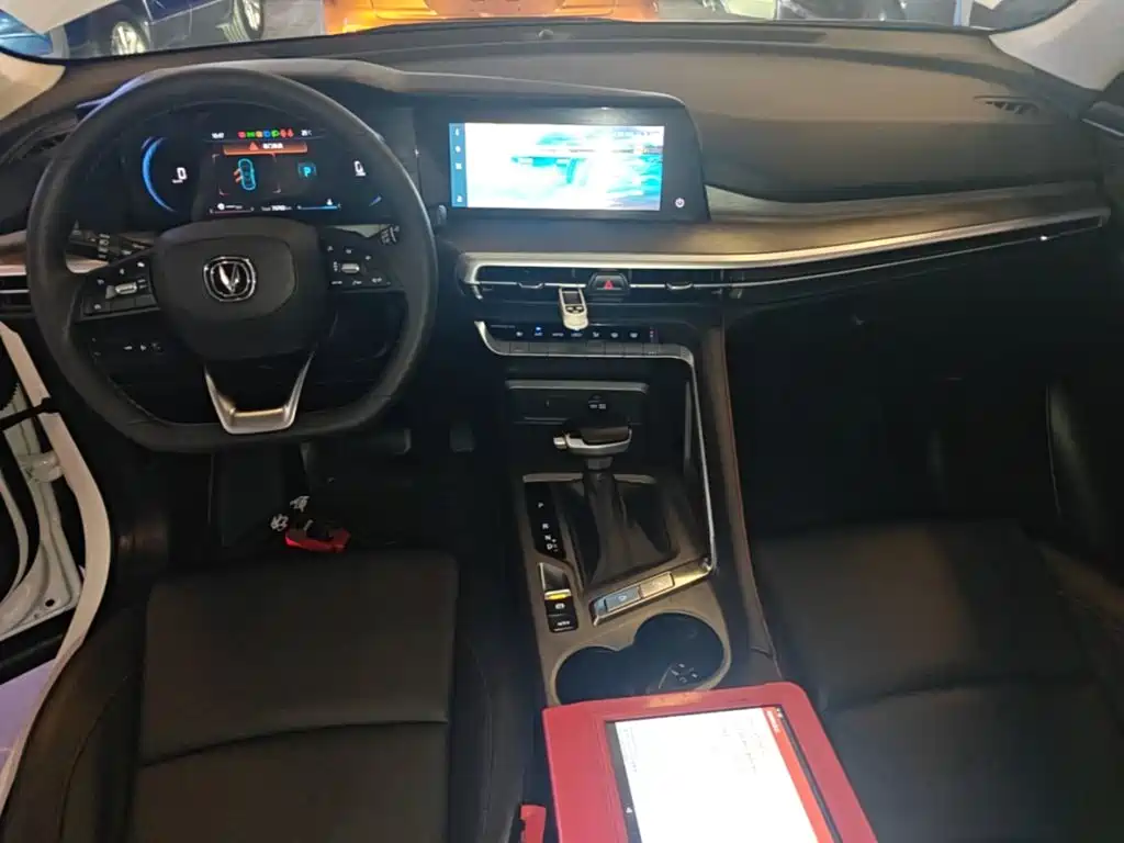Changan CS35PLUS — миниатюра 10