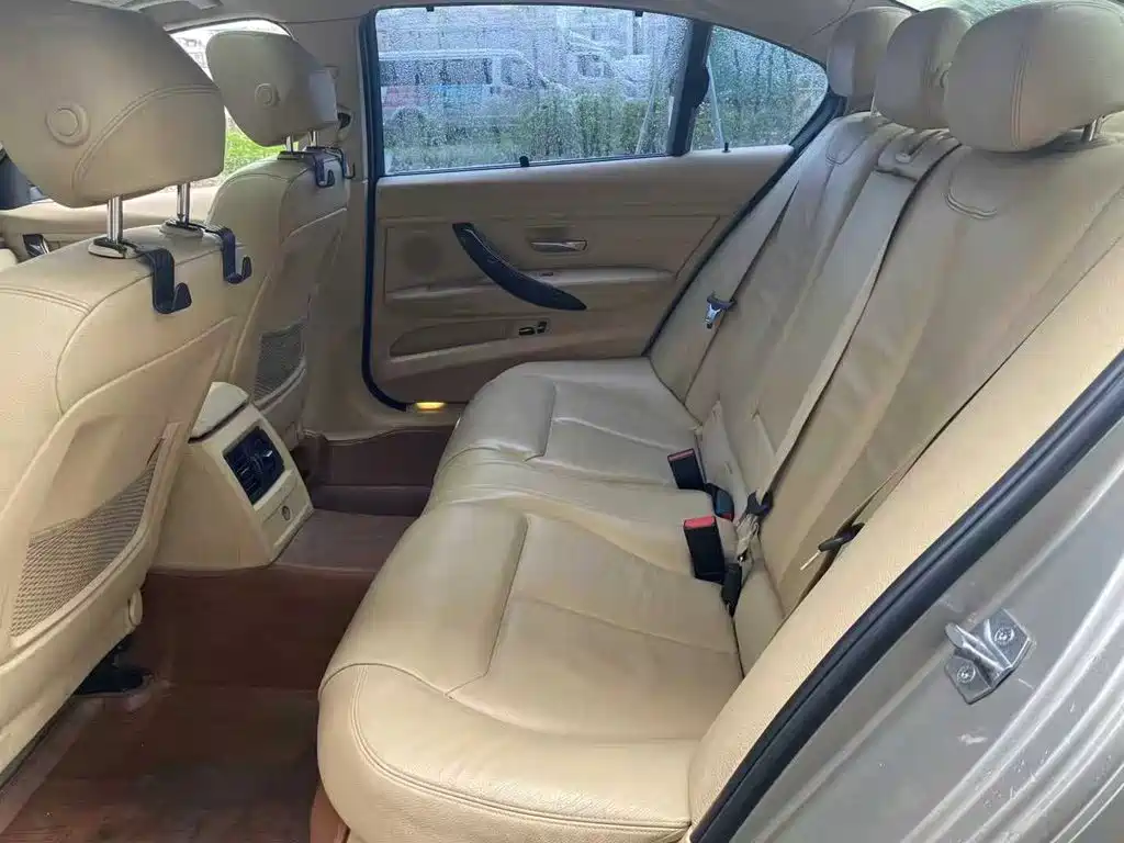 BMW 3 Series — миниатюра 7
