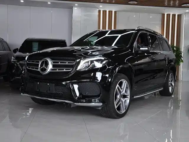 Mercedes-Benz GLS 2018 GLS 400 4 MATICLuxury — фото 1
