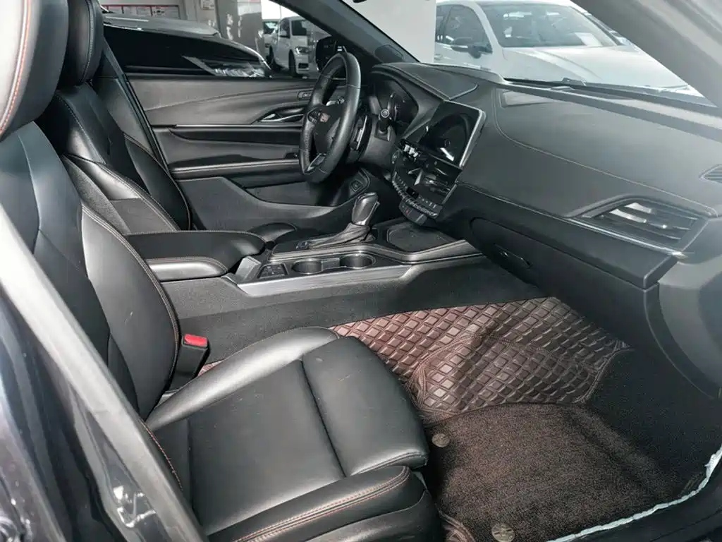 Cadillac CT4 — миниатюра 11