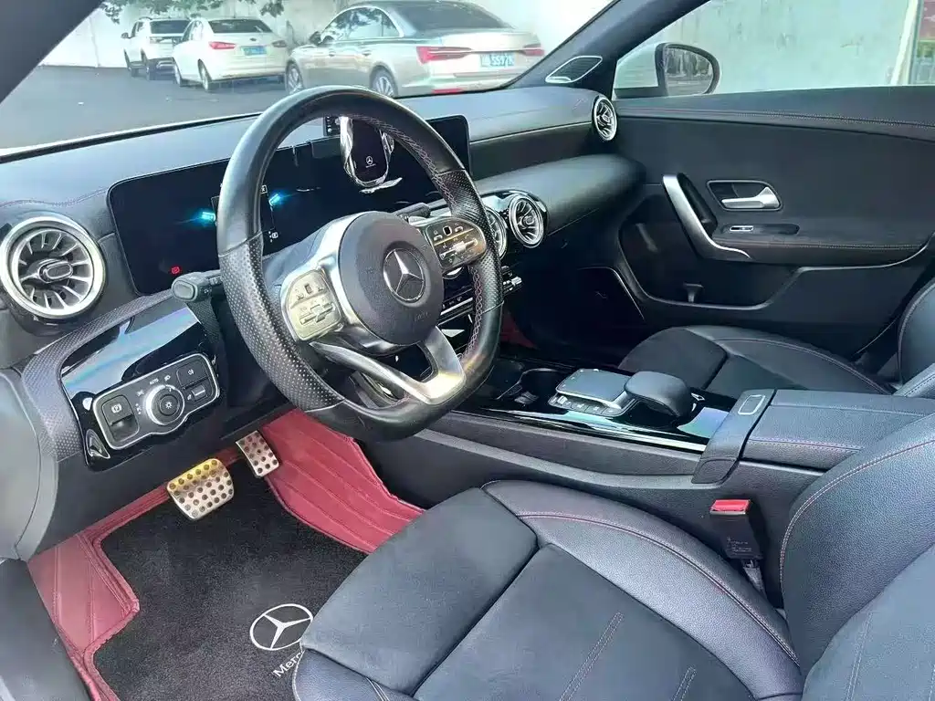 Mercedes-Benz CLA (Import) — миниатюра 4