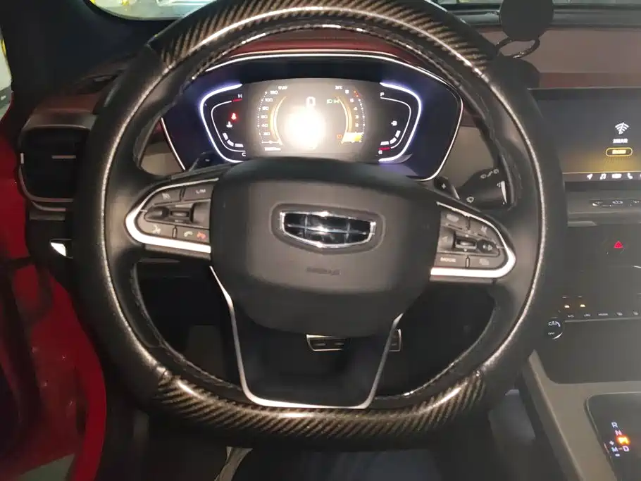 Geely Binyue — миниатюра 15
