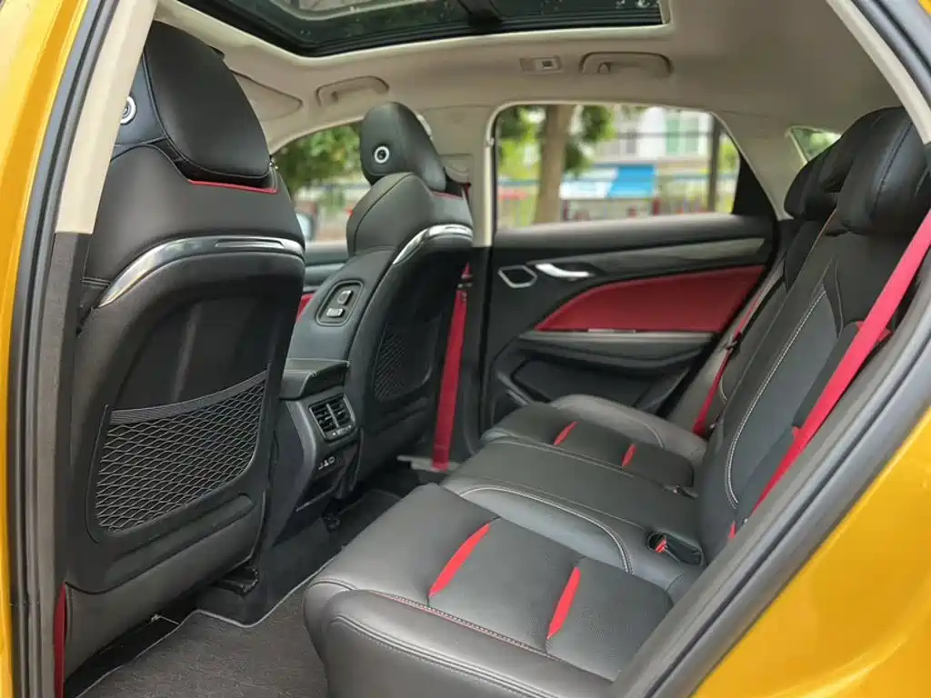 Geely Xingyue — миниатюра 13