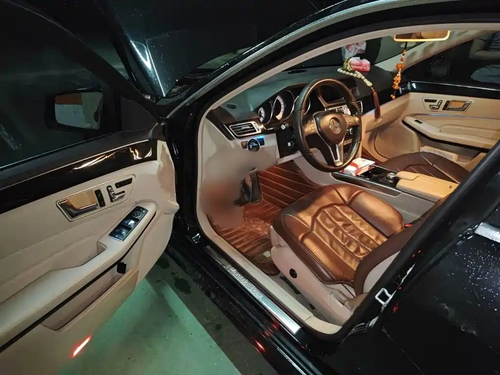 Mercedes-Benz E-Class — миниатюра 14
