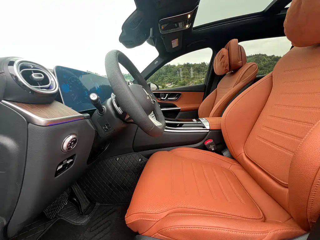 Mercedes-Benz GLC 2026 GLC 300 L 4MATIC 5 мест