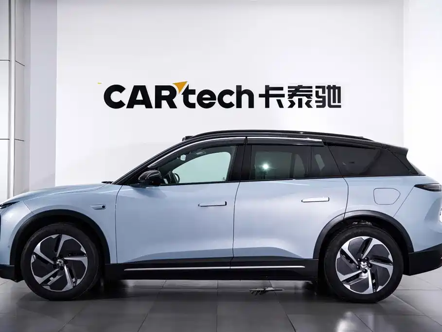 NIO ES6 — миниатюра 8