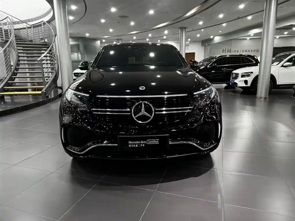Mercedes-Benz EQC — миниатюра 8