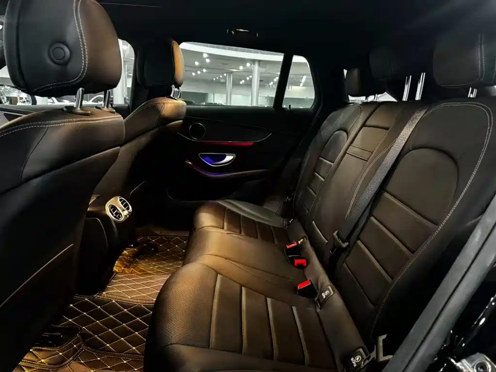 Mercedes-Benz EQC — миниатюра 14