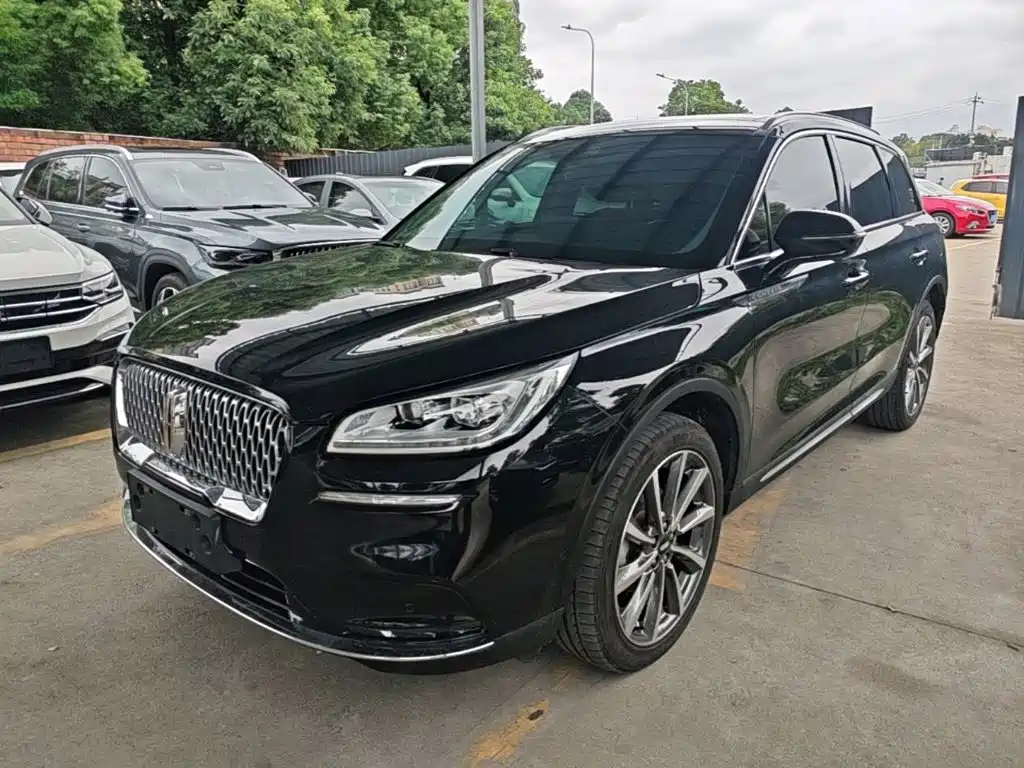 Lincoln Corsair — миниатюра 2