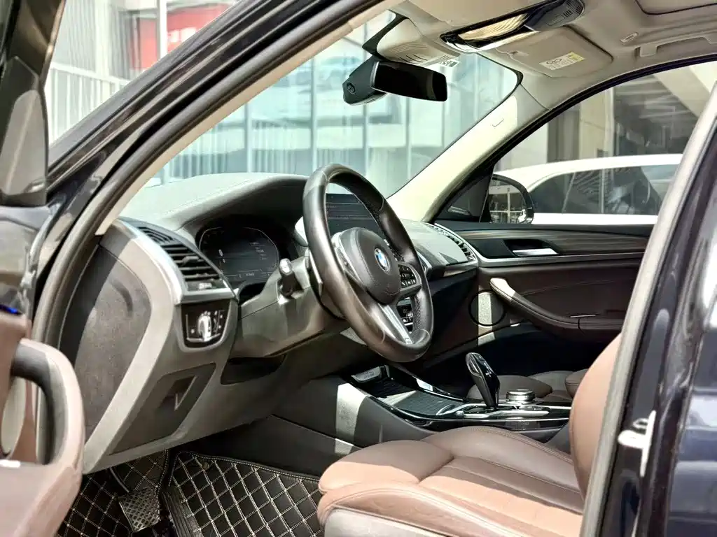BMW X3 — миниатюра 4