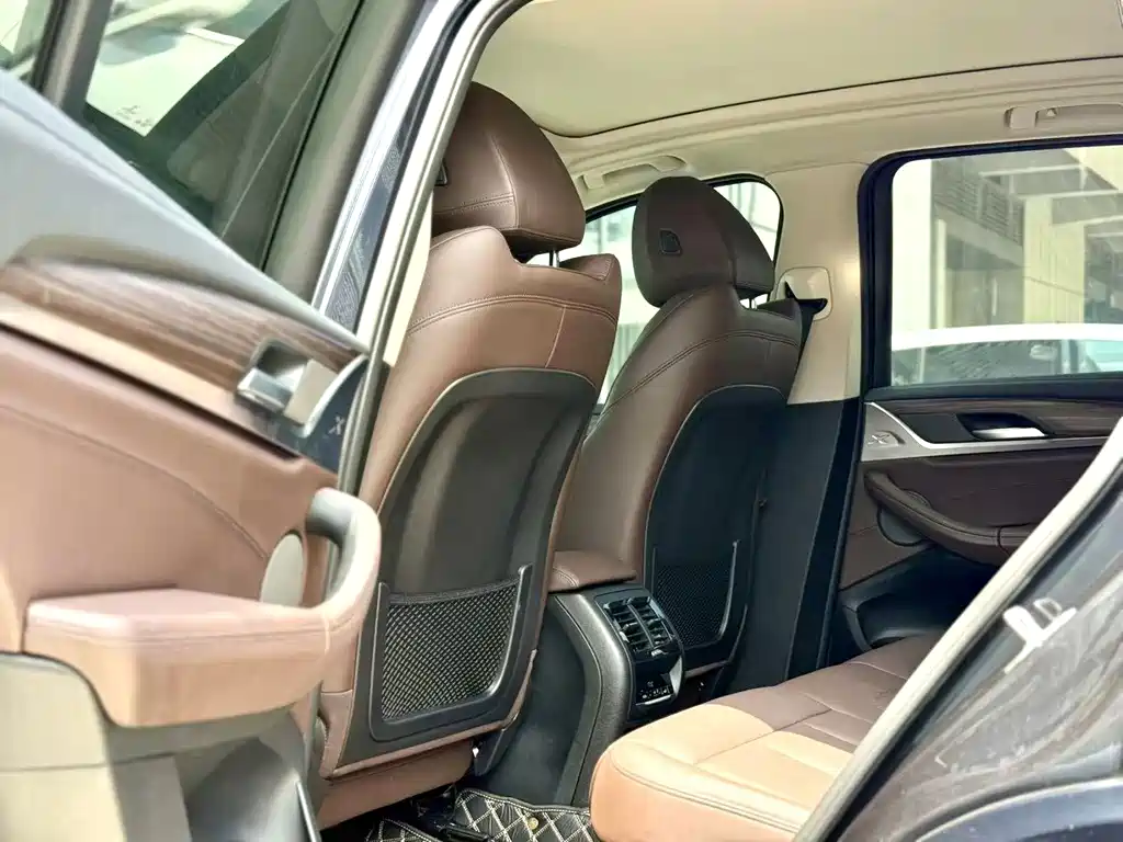 BMW X3 — миниатюра 6