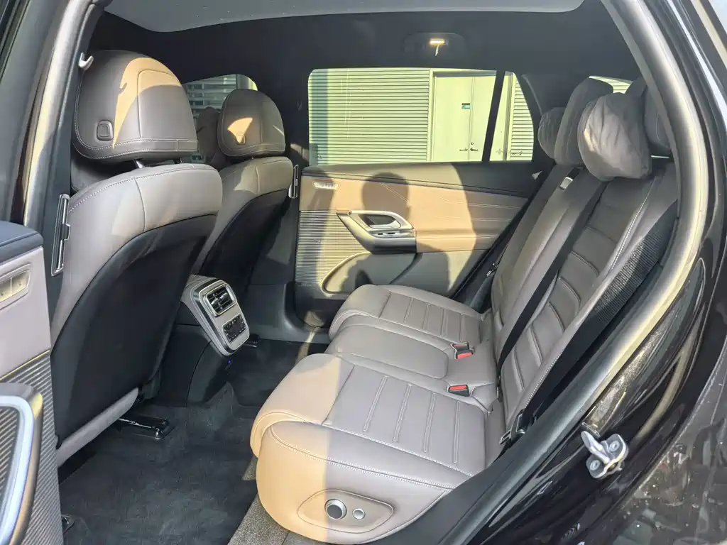 Mercedes-Benz GLC New Energy — миниатюра 15