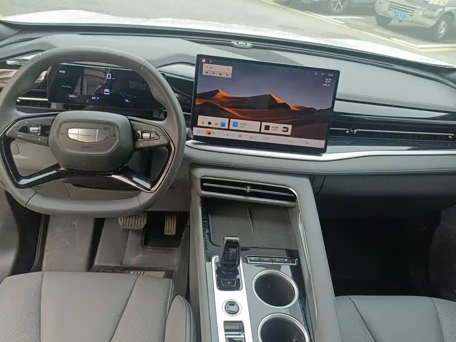 Geely Boyue — миниатюра 11