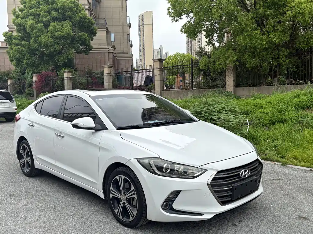 Hyundai Elantra 2018 1.4T DCT