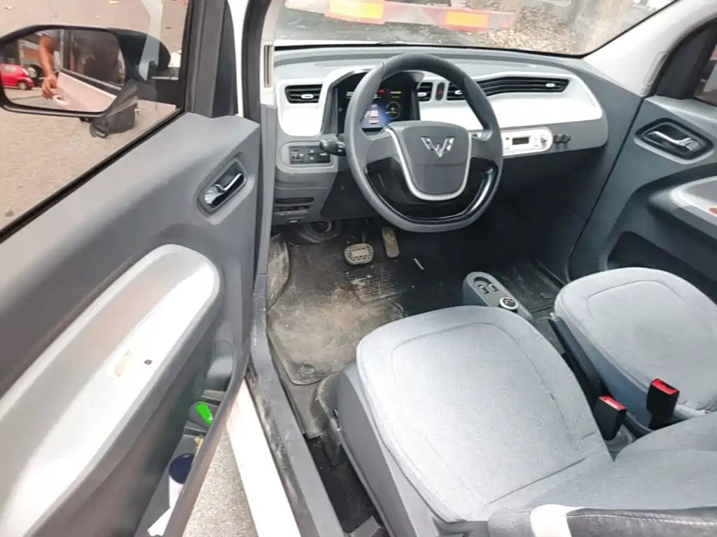 Wuling MINIEV — миниатюра 16