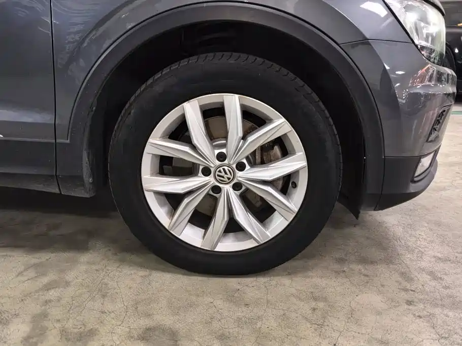 Volkswagen Tiguan — миниатюра 6