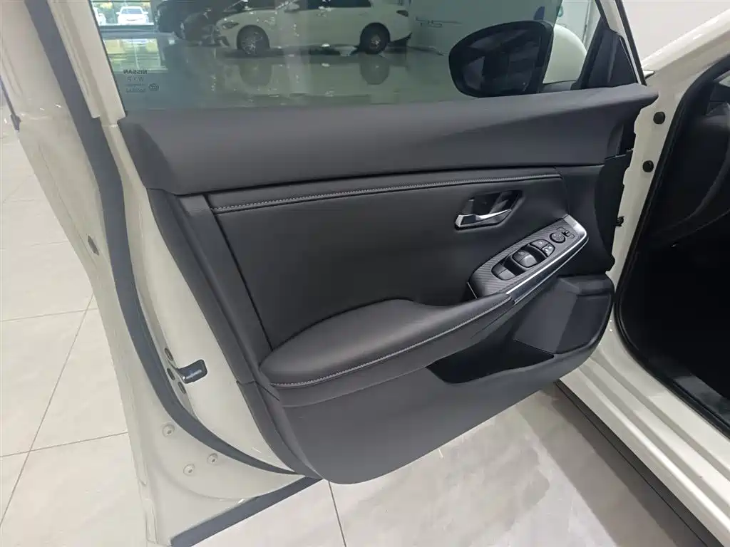 Nissan Sylphy — миниатюра 16