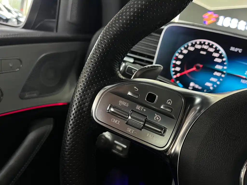 Mercedes-Benz GLE AMG — миниатюра 21
