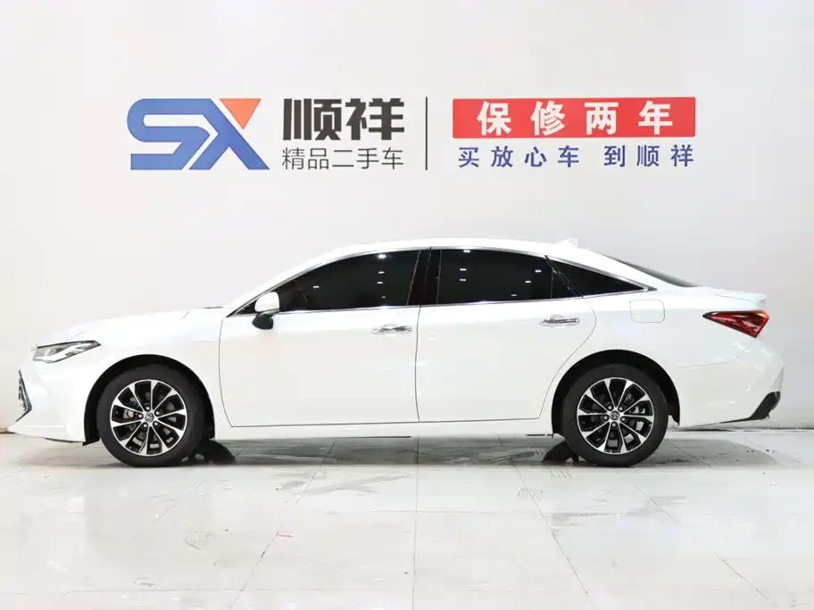 Toyota Avalon — миниатюра 6