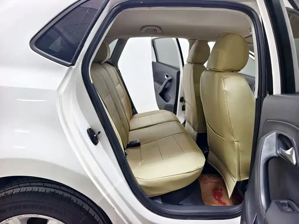 Volkswagen Polo — миниатюра 15