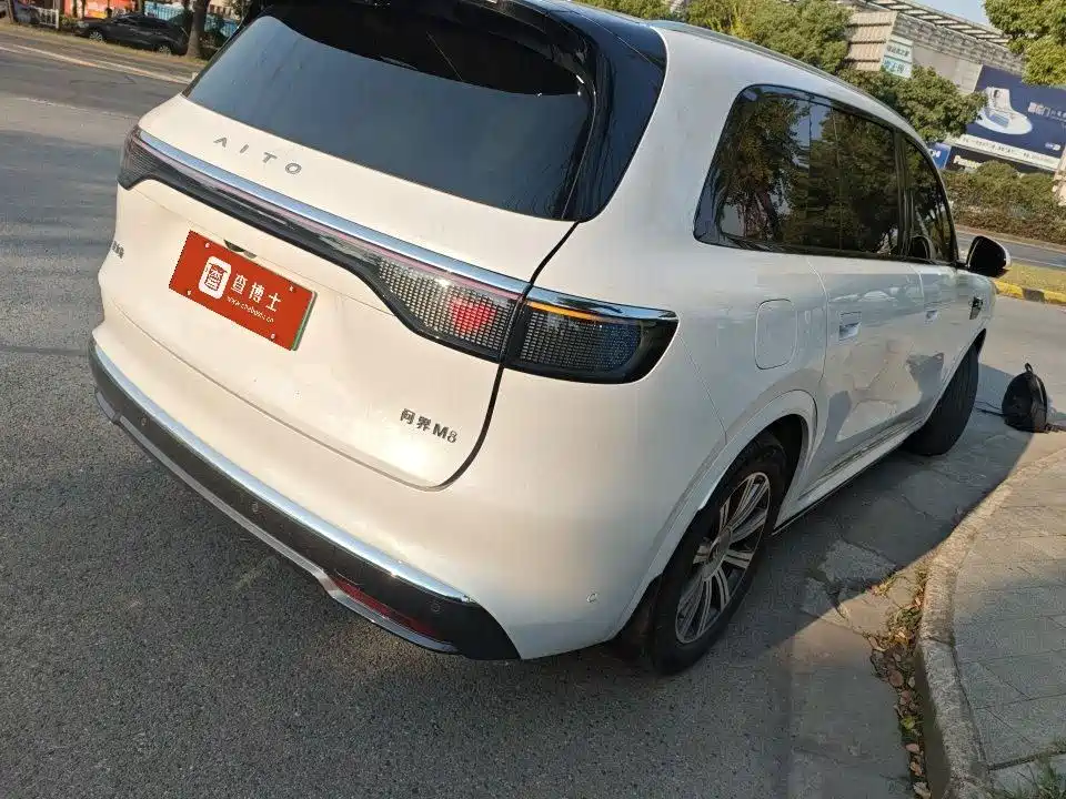 AITO AITO M8 — миниатюра 4