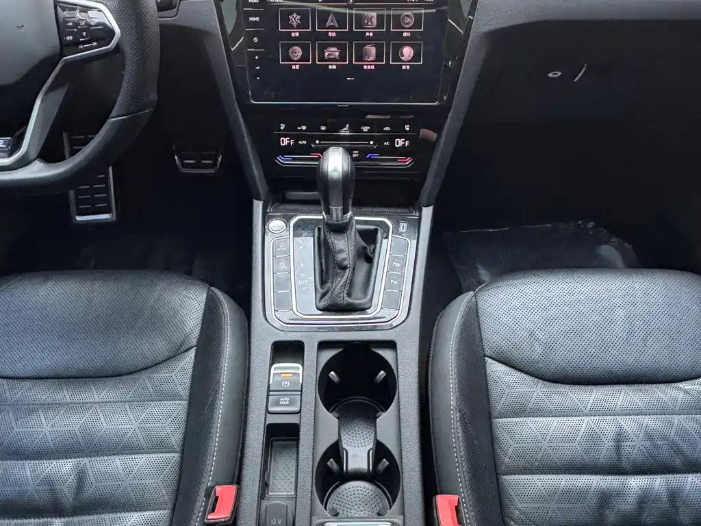 Volkswagen CC — миниатюра 23