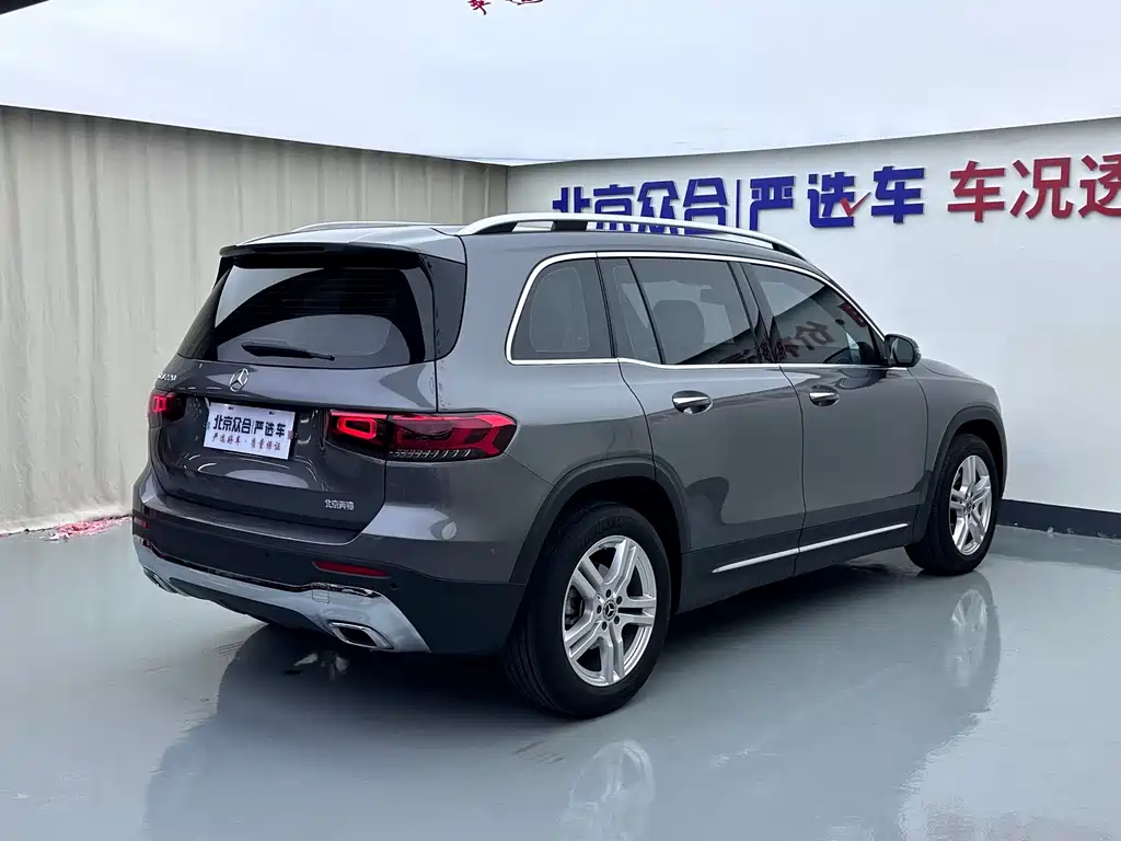 Mercedes-Benz GLB — миниатюра 24