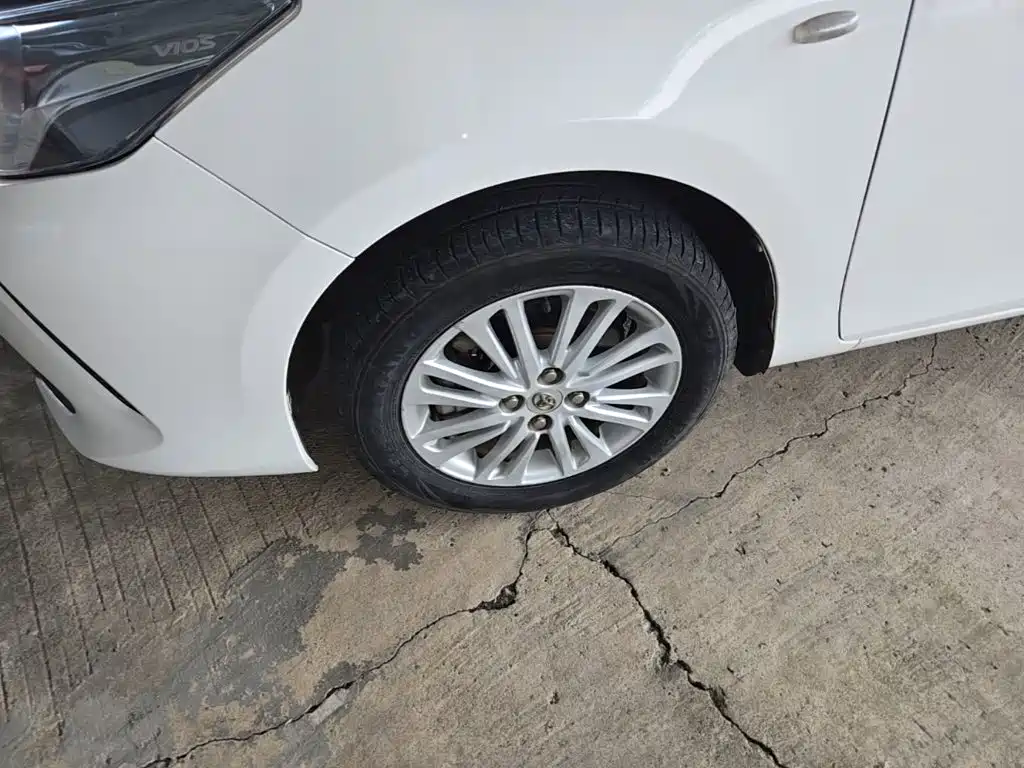 Toyota Vios FS — миниатюра 23