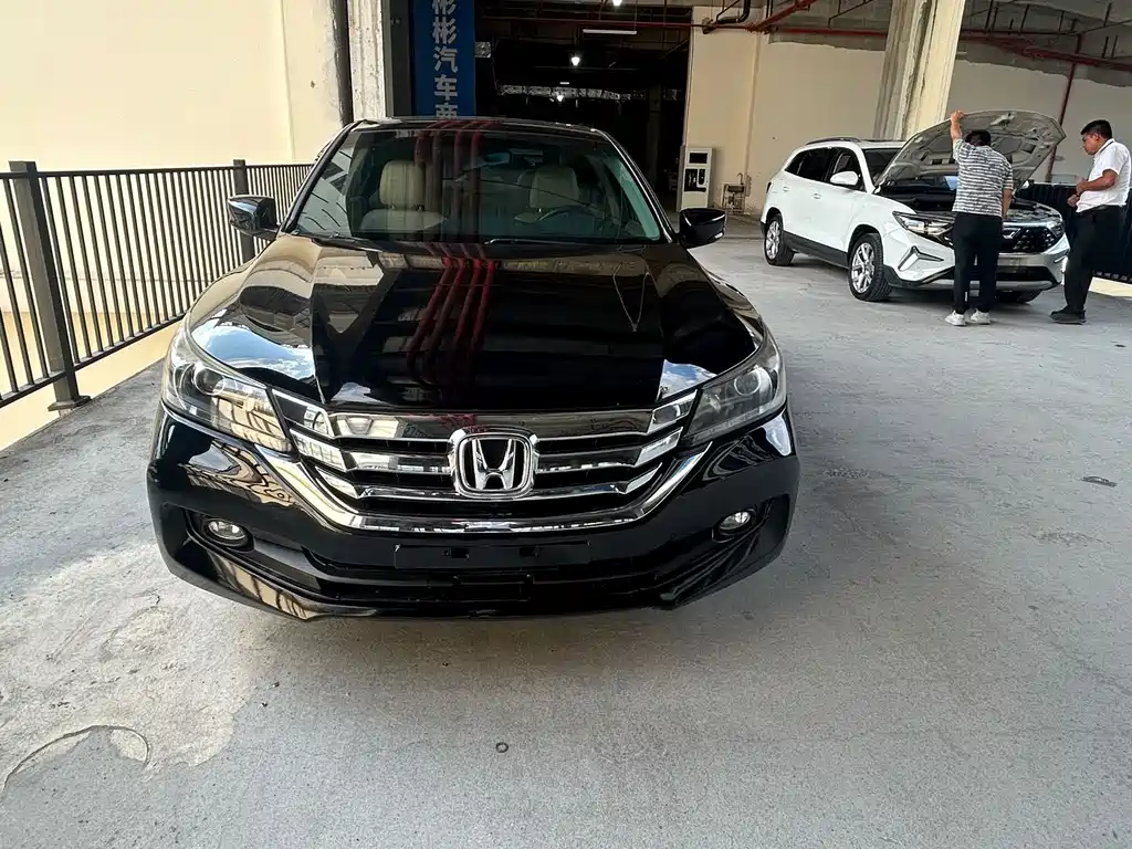 Honda Accord — миниатюра 2