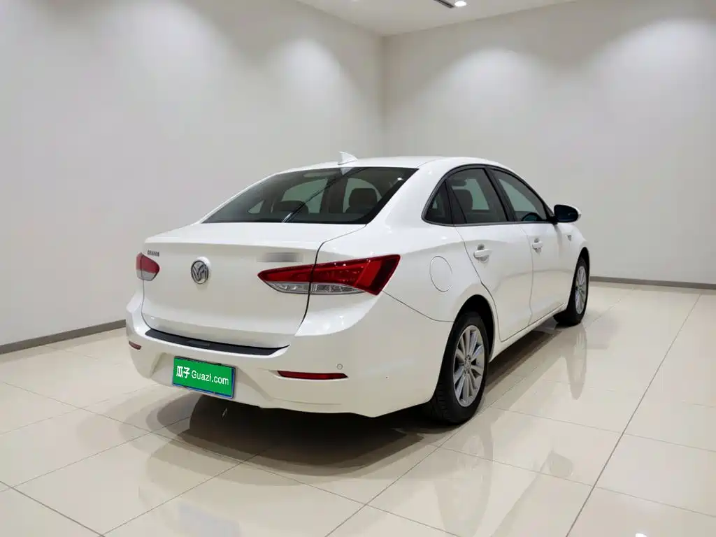 Buick Excelle — миниатюра 6