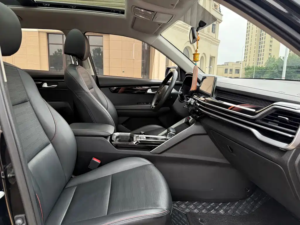 Kia Sportage — миниатюра 12