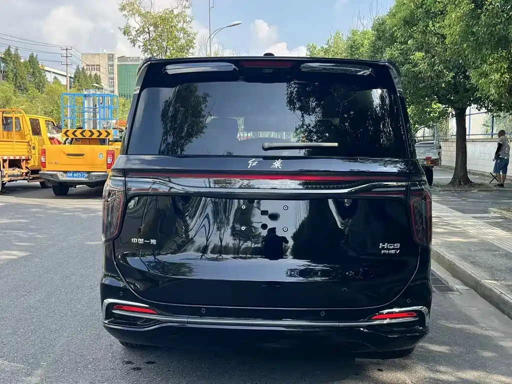 Hongqi Hongqi HQ9 PHEV — миниатюра 6