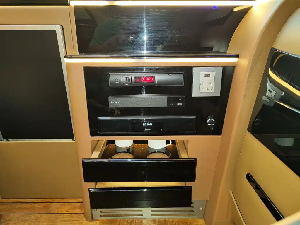 Mercedes-Benz Sprinter — миниатюра 24