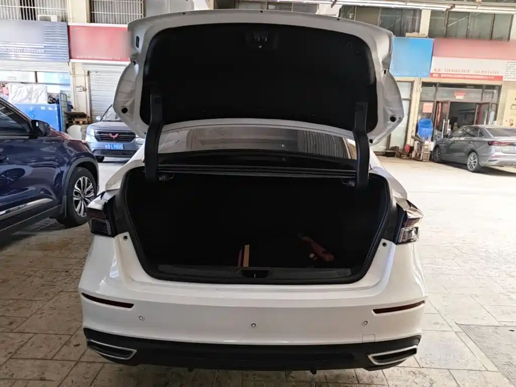 Chery Arrizo 5 PLUS — миниатюра 19
