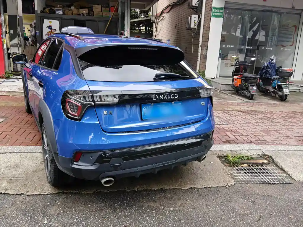 Lynk & Co 02 — миниатюра 4