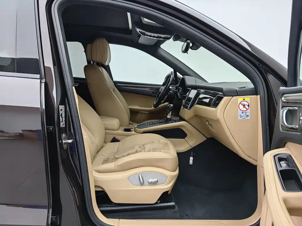 Porsche Macan — миниатюра 23