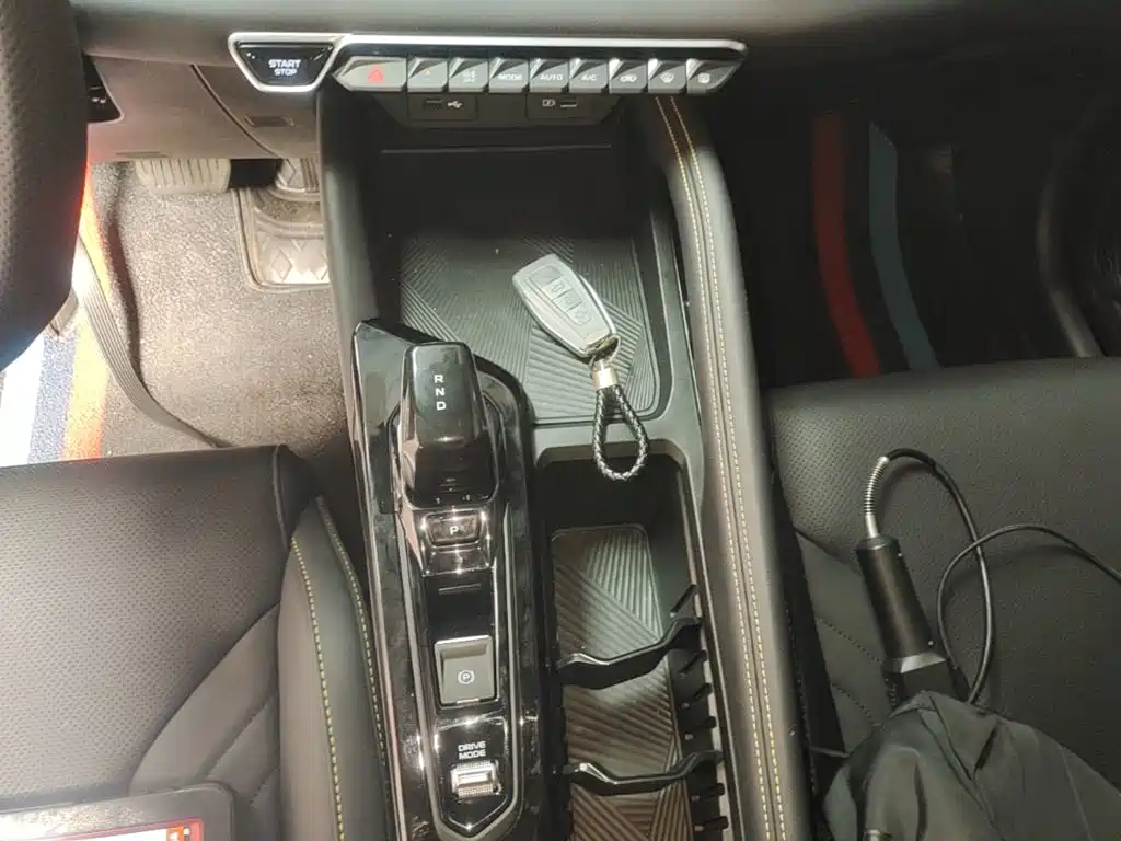 Geely Binyue — миниатюра 14