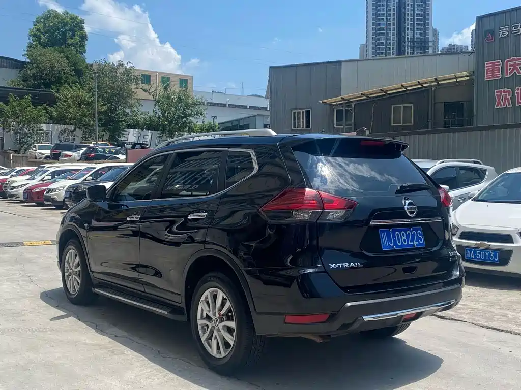 Nissan X-Trail — миниатюра 5