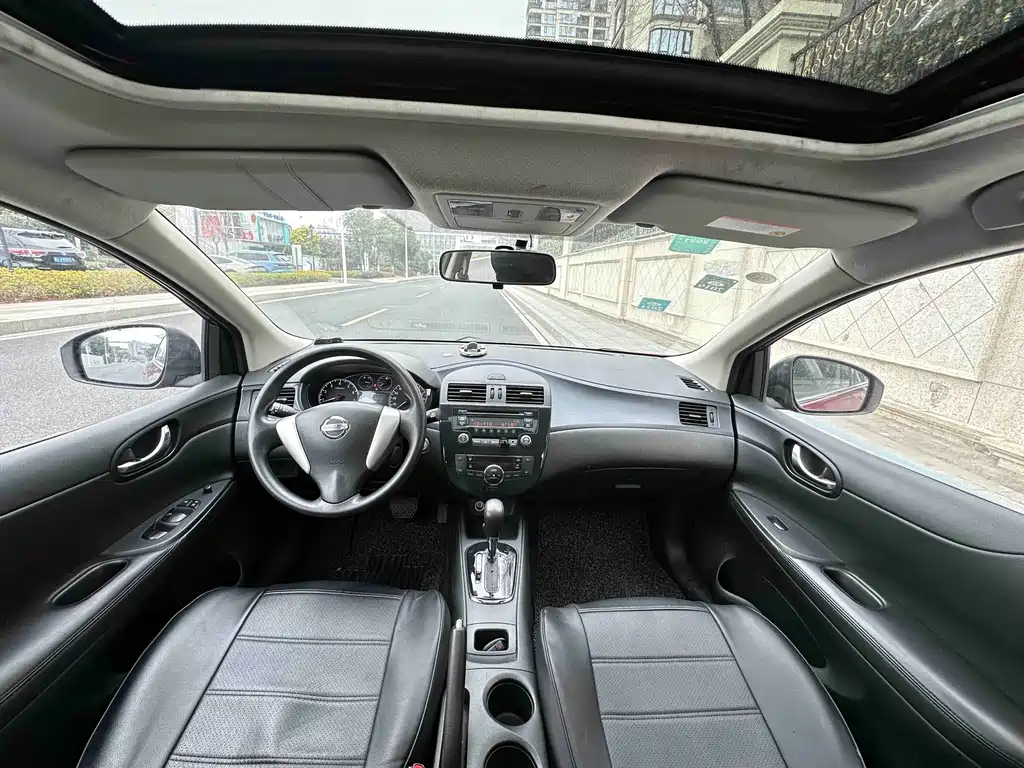 Nissan Tiida 1.6L CVT Smart Type, фото 9