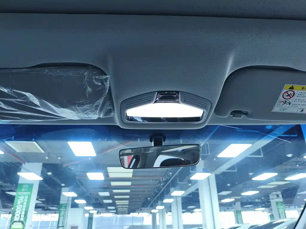 Geely Emgrand S - фото 11