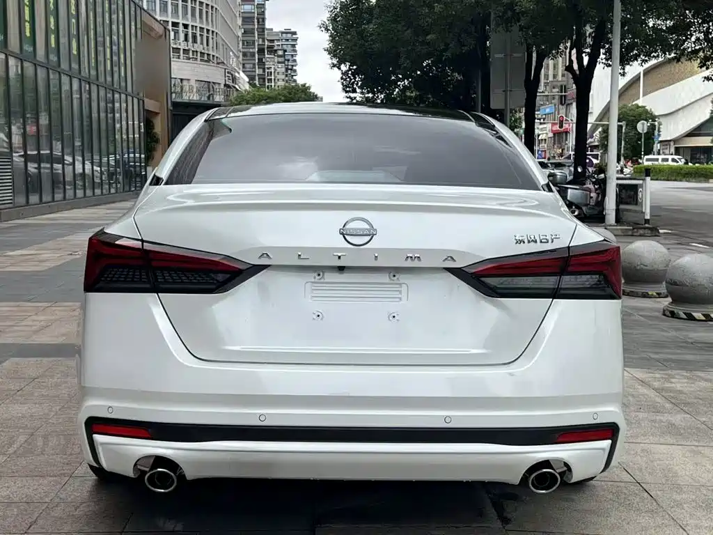 Nissan Teana — миниатюра 23